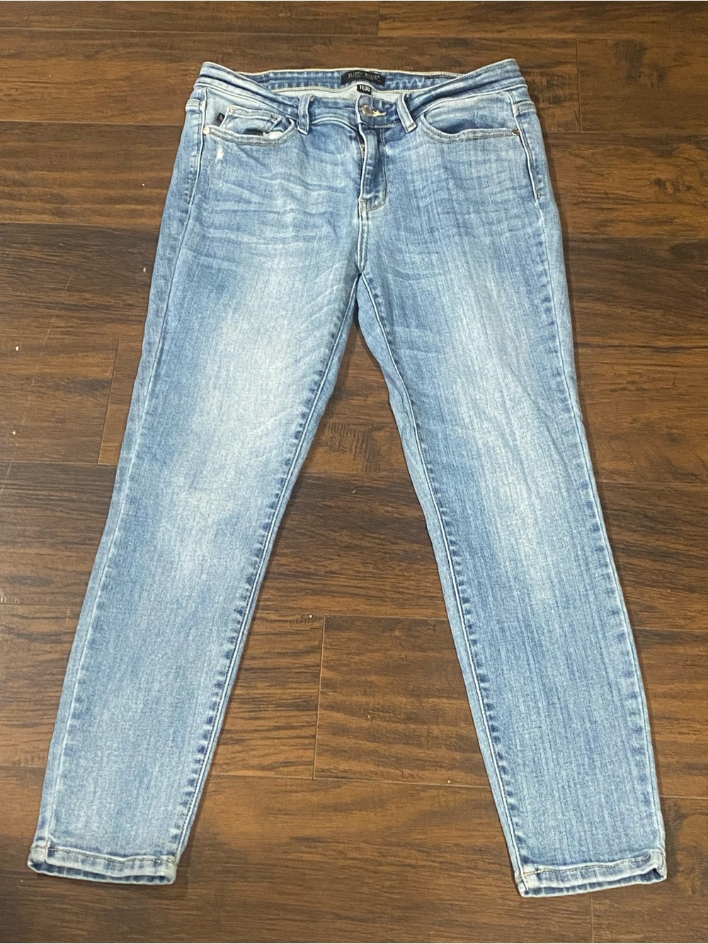 Judy Blue Light Wash Skinny Jeans - Stretch Slim Fit